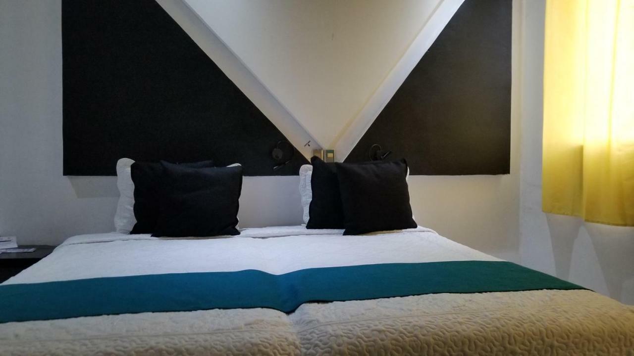 Hotel Dluxe San Juan de los Lagos Zewnętrze zdjęcie